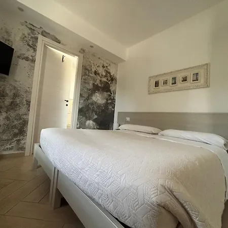 ゲストハウス La Casa Di Sofia オルビア