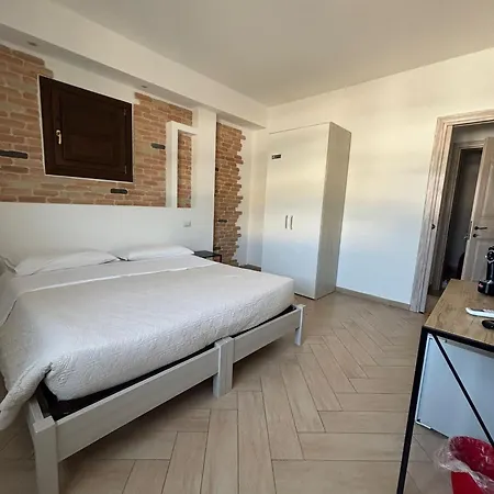 La Casa Di Sofia בית הארחה 3*