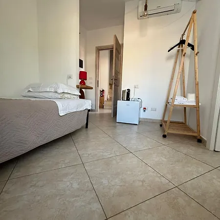 בית הארחה La Casa Di Sofia אולביה